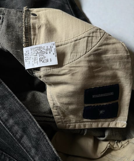 MIHARA YASUHIRO STAIN-EFFECT SIDE ZIP DENIM