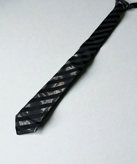 S/S 2004 DIOR HOMME “STRIP” METAL TIE