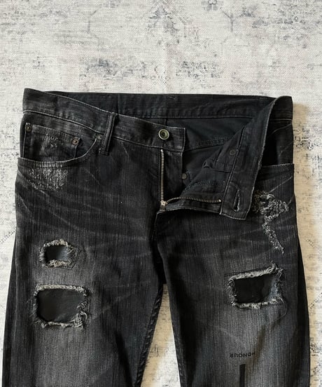 Early 2000s L.G.B wolf leather damage denim