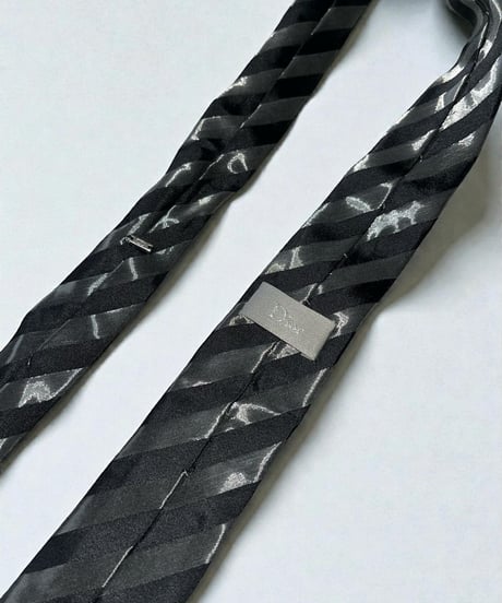 S/S 2004 DIOR HOMME “STRIP” METAL TIE