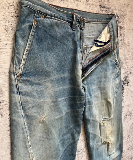 A/W 2001 Levi's RED
