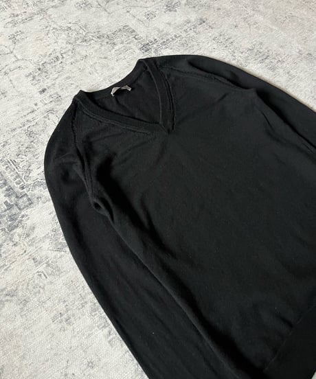 A/W 2006 Dior HOMME “THESE GREY DAYS” Distressed knit