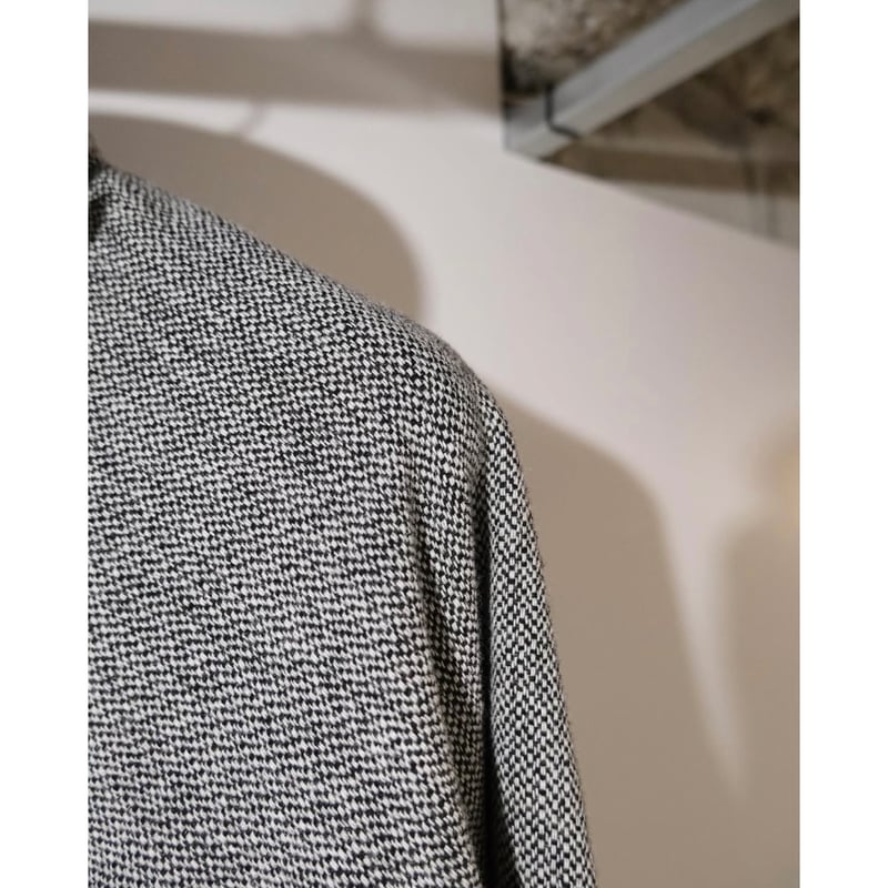 Out of Trad Bobby Gray | noktual