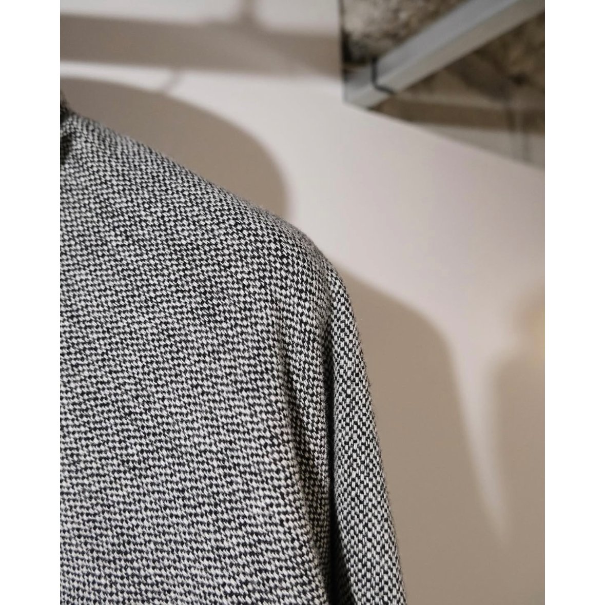 Out of Trad Bobby Gray | noktual