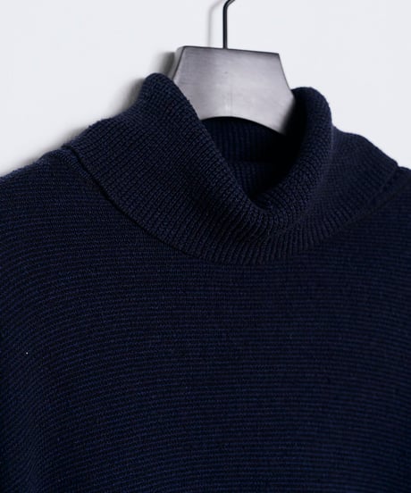 SANMONT Silk Noir Knit Turtle Neck