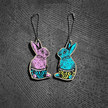 あさちゃんページオルゴナイト　月バーガンディ色パールバックチャーム charm | STORES
