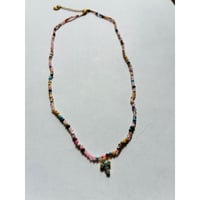 《LITCHI》Collier mini pierres roses croix