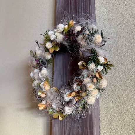 2025 Hana Tutumi かわきばな®リース-01『寒さと温かさと』