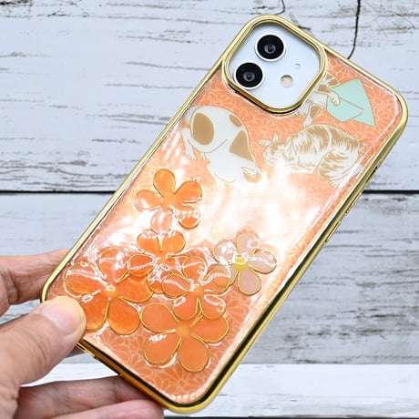 世界にひとつ！iPhone13用レジンデコ付き着せ替えスマホケース・浮世絵ネコと菊柄