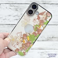 世界にひとつ！iPhone16用レジンデコ付きスマホケース・ウッドローズとNo.8と57の浮世絵ネコ