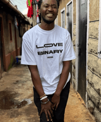 LOVE IS NOT BINARY Tシャツ ホワイト（デザイナー：Taichi Hirano）
