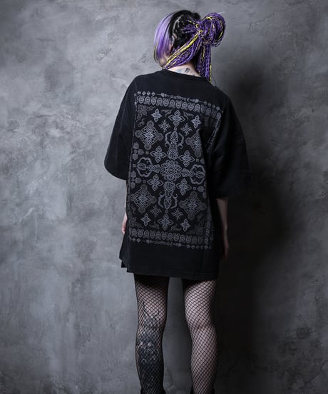 Layered-Sleeve T-shirt [Rakshā]