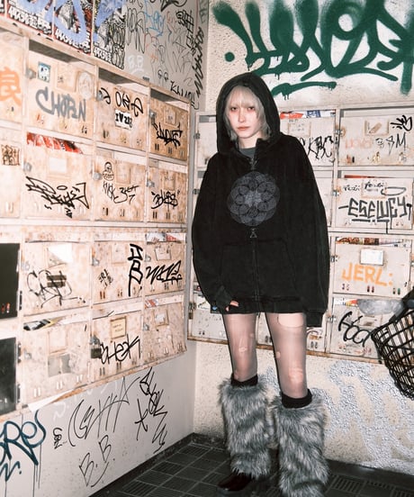 Damaged Wash Zip-up Hoodie