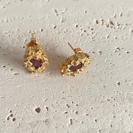 《受注生産》〜風に漂う〜　ガーネット　ピアス　ゴールド (RJ0009G)