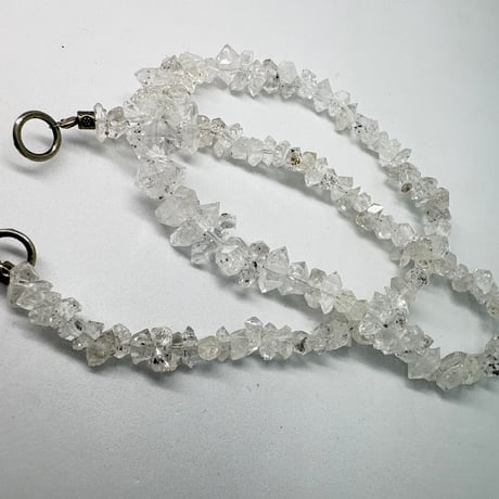 ハーキマーダイヤモンド約3.0〜7.3×4.5〜8.9×3.5〜4.5mm(一連40cm)(M0106)