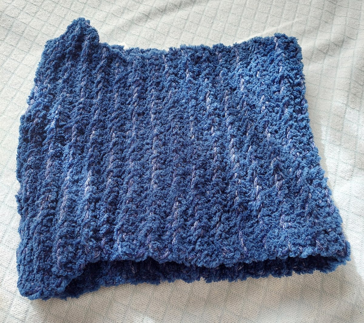 ハンドメイド  黒★Blue Rose 立体手編みスヌード 2wayのスヌード | クレストラパン