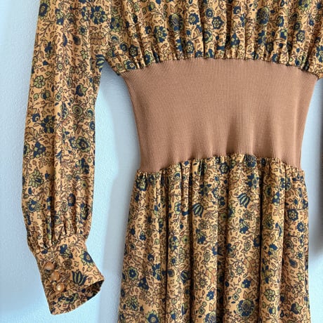 Flower motif dress 【MURUA】