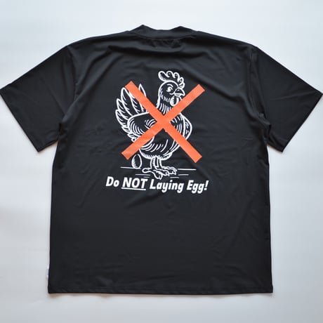 FORTUNE ISLAND GOLF "CHICKEN LAYING EGG MOCKNECK S/S"