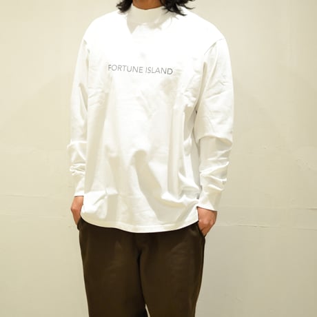 Chicken Laying Egg Mockneck L/S