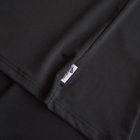 FORTUNE ISLAND GOLF "CHICKEN LAYING EGG MOCKNECK S/S"
