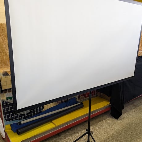 80型 プロジェクタースクリーンレンタル【往復送料込】