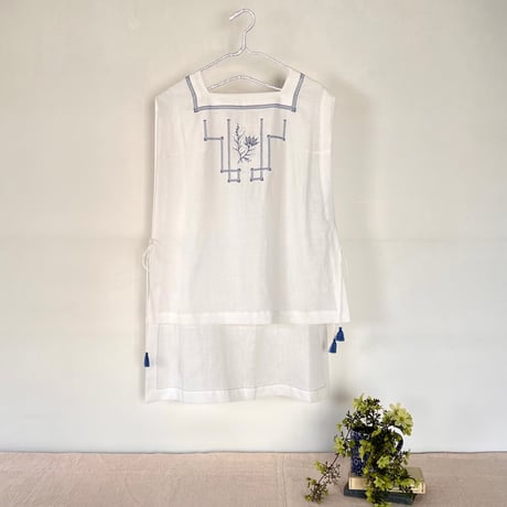 Ajour tablier white x blue / TOWAVASE