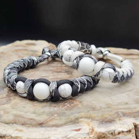 新作♡陰陽太極天珠、黒北投石、天然ホワイトオニキス CATEGORY 心の安定と癒し | あいのむすひ