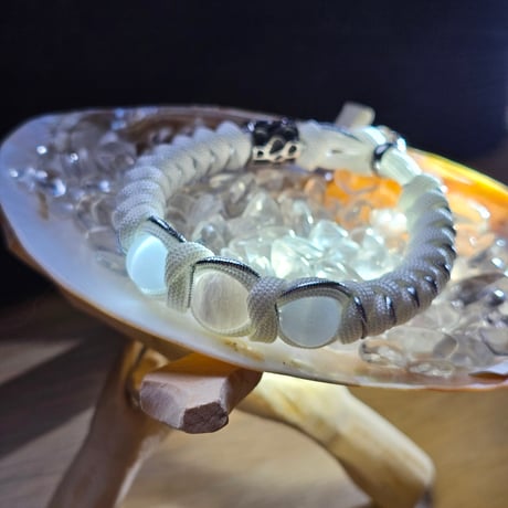 ねこみや　三日間の白魔術　パワーストーンブレスレット ねこみや 三日間の白魔術 パワーストーンブレスレット ねこみや様専用