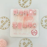 No.32 Rose quartz