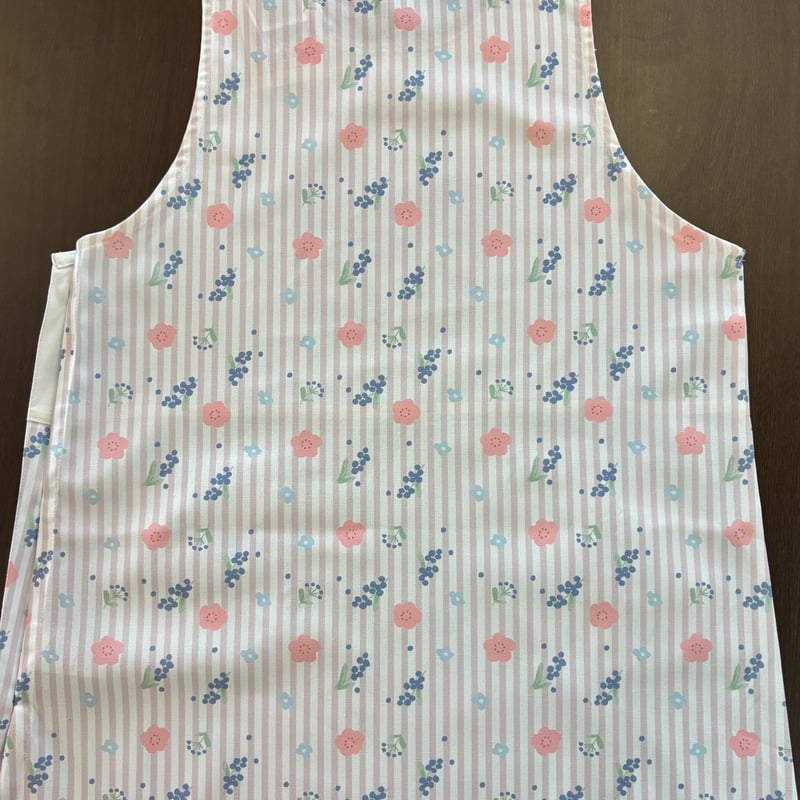 モンチッチ フラワーストライプ キャラクターエプロン MA4182【M-L
