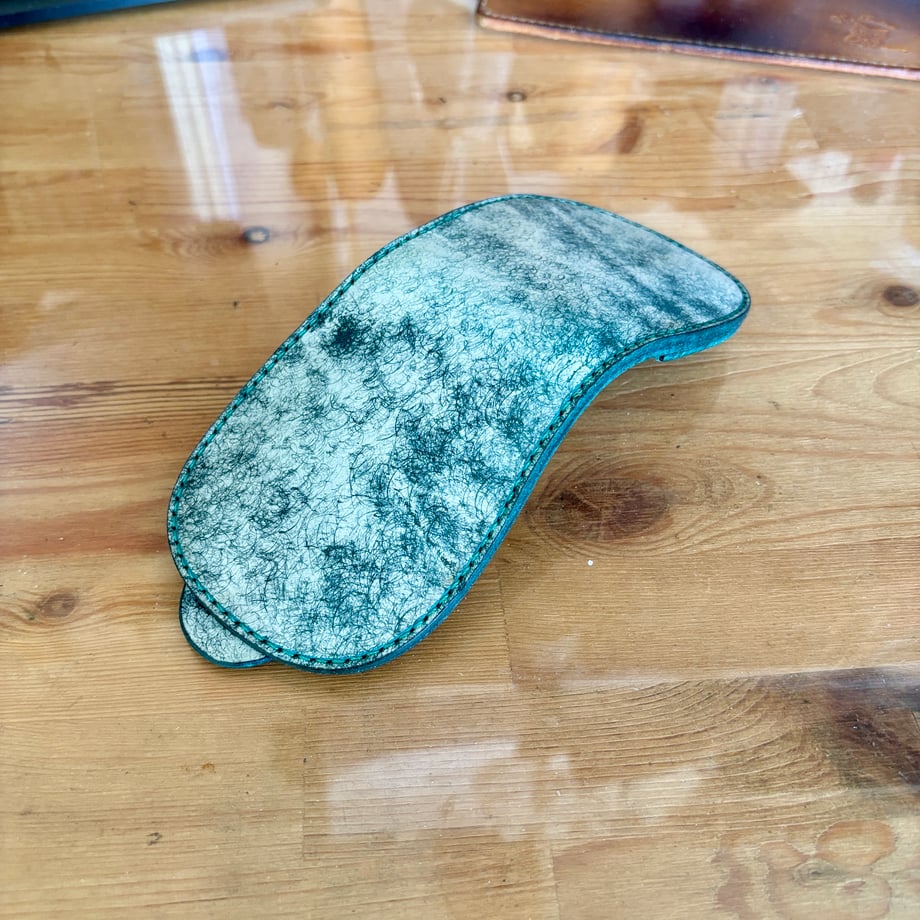 680d77639d8327e612ec0393