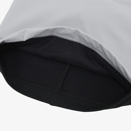 WIND-UP RUN NECK WARMER LIGHT GRAY NA5IR57B