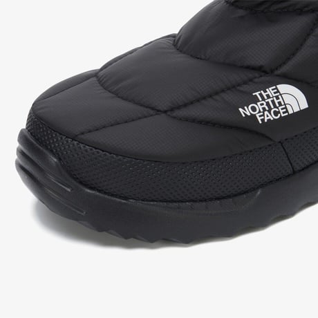 NUPTSE TRACTION CHUKKA BLACK NS87R57A