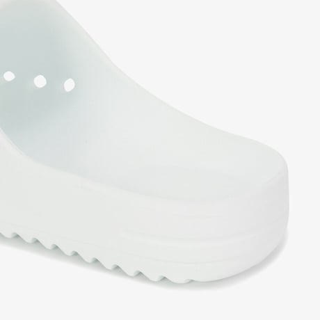 CAMPER’S SLIDE WHITE NS81R12C