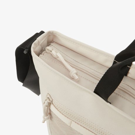 JR. SIMPLE MESSENGER BAG CREAM NN2PR04S
