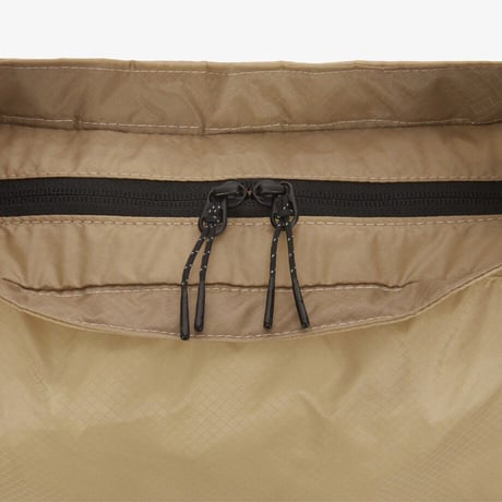 ULTRA-Z SHOULDER BAG L WHITE SAND NN2PS17B