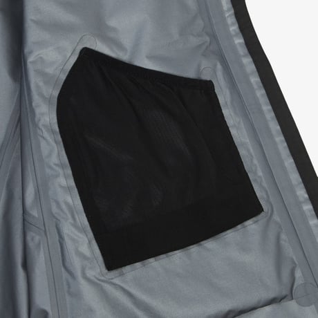 【SUMMIT SERIES】M'S PILATUS GTX JACKET BLACK NJ2GR99A