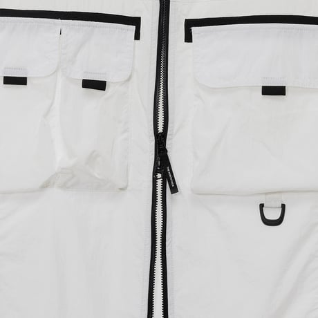 SHELDON VEST WHITE NV3LR01K