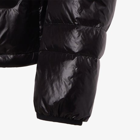 【SUMMIT SERIES】W'S LIGHT HEAT DOWN HOODIE (RDS) BLACK NJ1DS40A
