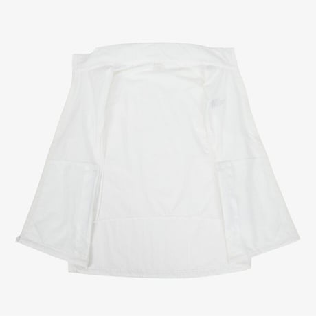 AIRY VEST WHITE NV5VS03E