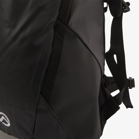 【SUMMIT SERIES】ROUTE ROCKET 16 BLACK NM2TS33B