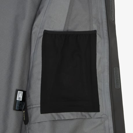 M'S GTX MOUNTAIN 3L JACKET CHARCOAL NJ2GR03A