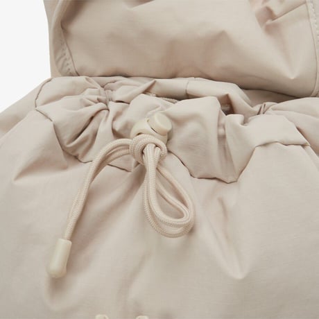 W'S BREEZE BACKPACK S WHITE SAND NM2DS21B