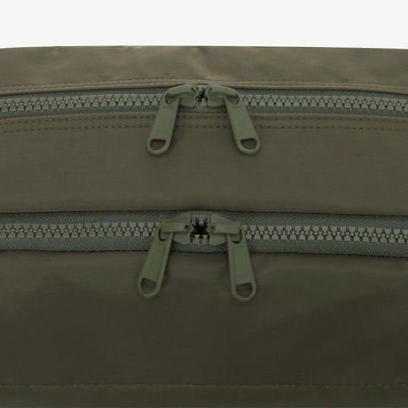 TRAVEL CROSS BAG L KHAKI NN2PR75B