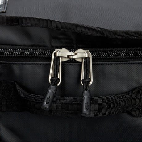 BASE CAMP DUFFEL S BLACK NN2FQ23A