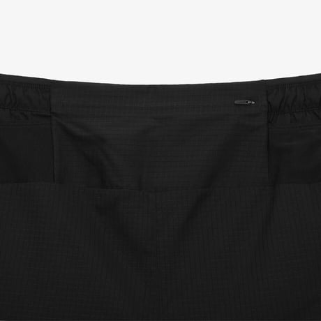 【SUMMIT SERIES】M SUMMIT PACESETTER 5IN SHORT BLACK NS6NS10A