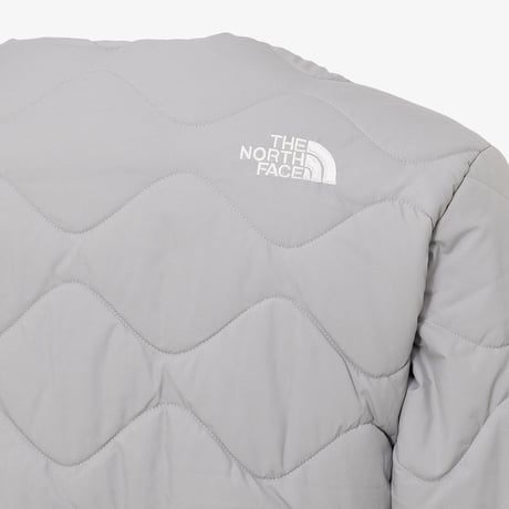 【ユニセックス】ESSENTIAL LIGHT V JACKET STONE GRAY NJ3NQ53L