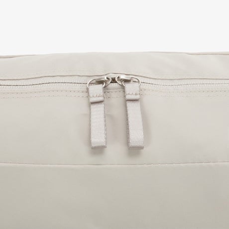 URBAN HOBO BAG L GRAYISH BEIGE NN2PR76B