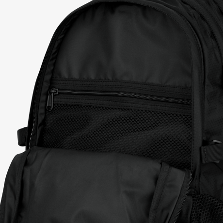 30L ELECTRON LT JET BLACK NM2DS03J