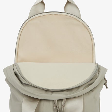 W NEVER STOP DAYPACK GRAYISH BEIGE NM2SR30C